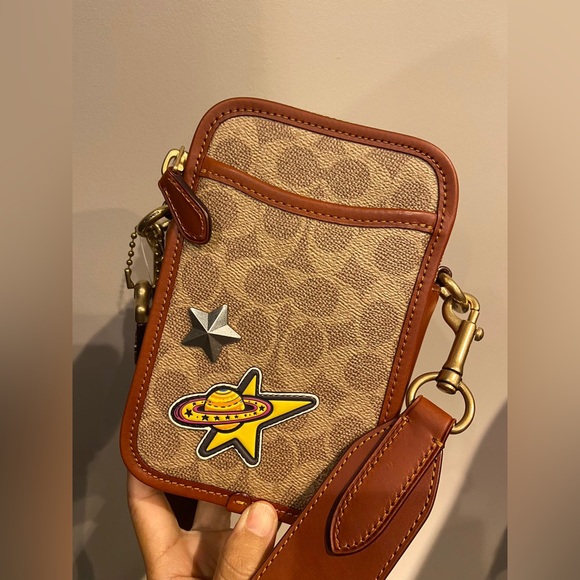 Coach Tan Rogue Crossbody 12 In Signature Canvas With Patches #CD681 - Picture 3 of 10